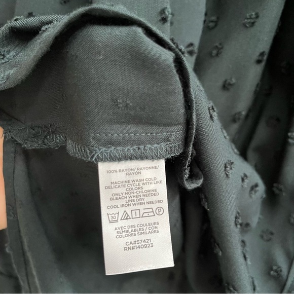 Ann Taylor LOFT Pine Needle Forest Green Ruffle Collar Shirt Swiss Dot Medium - Picture 8 of 8